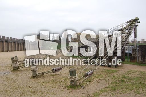 Xanten - Baukran 1.JPG